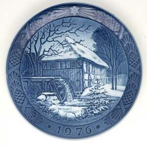 Antique Royal Copenhagen 1976 Christmas Plate Viback Water Mill Collectible